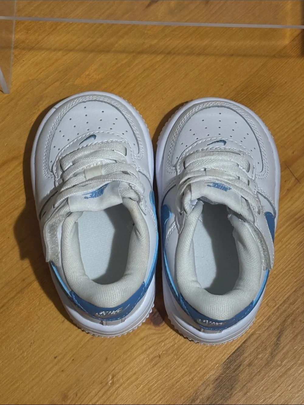 Nike youth low